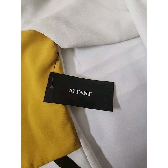 Alfani Women's Medium Button Up Career Shirt Top Black & Geometric Print NWT - Picture 4 of 10